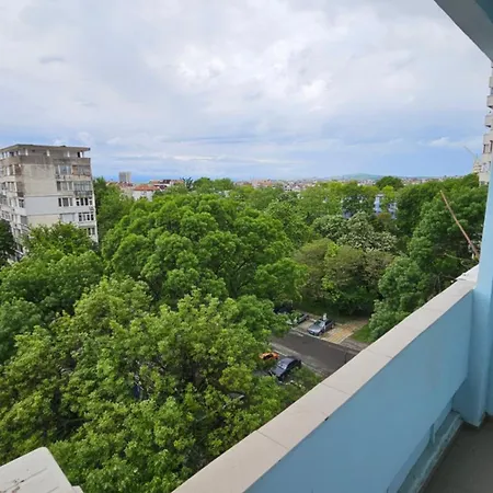 Happy 2bd To The Sea Garden Apartment Burgas